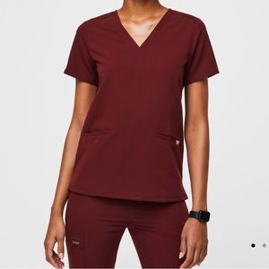 FIGS: Casma Three-Pocket Scrub Top